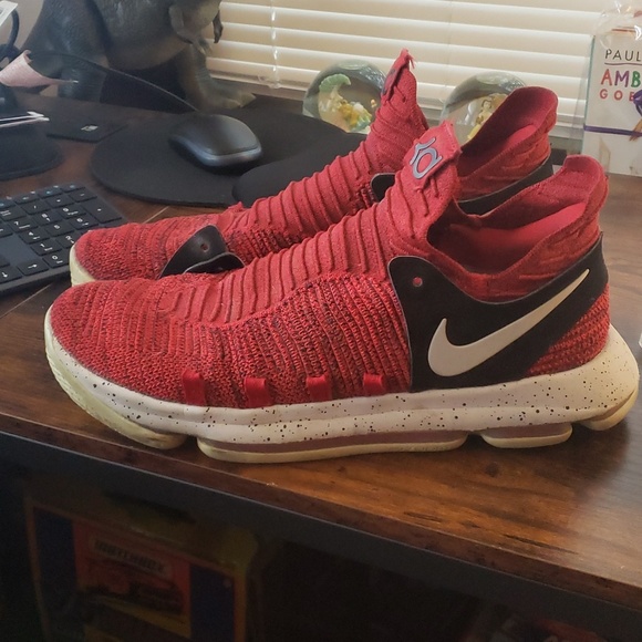 Nike KD 10s - Picture 2 of 6